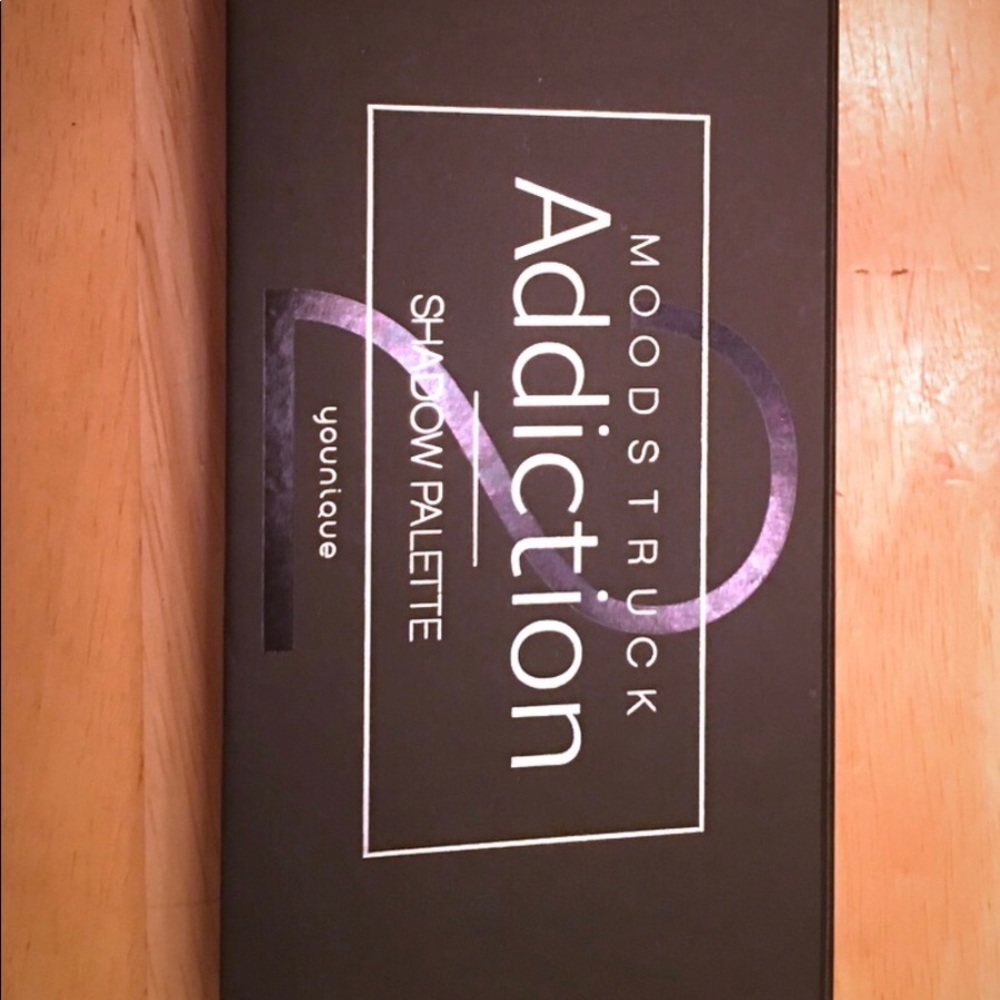 SOLD!!!!!! Younique Moodstruck Addiction 2